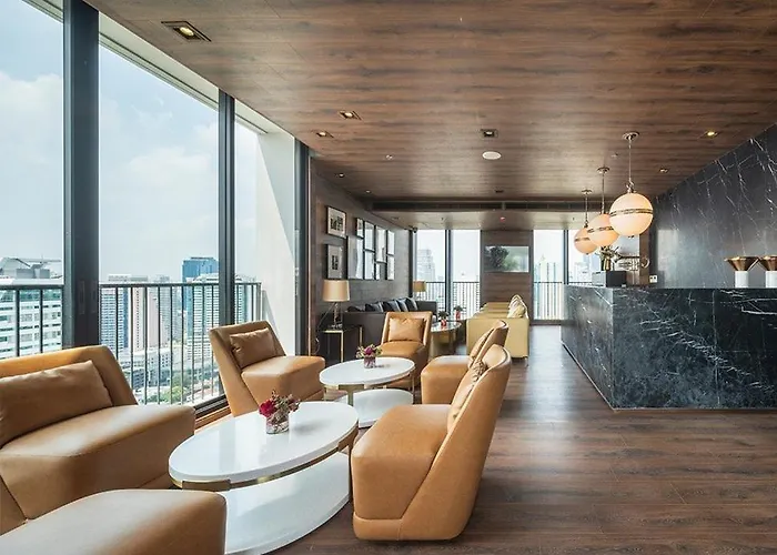 منزل للإقامة Rise Bts Phromphong Emtower Cafe&7-11 *